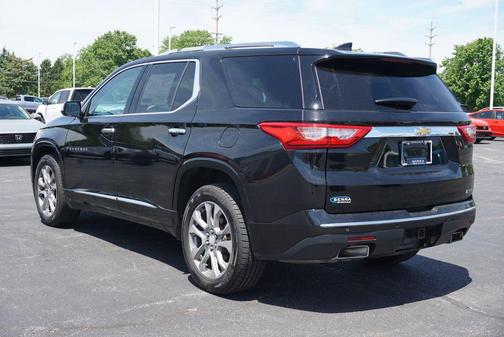 Mosaic Black Metallic 2018 Chevrolet Traverse Premier
