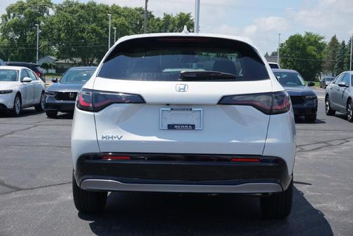 Platinum White 2027 Honda HR-V EX-L