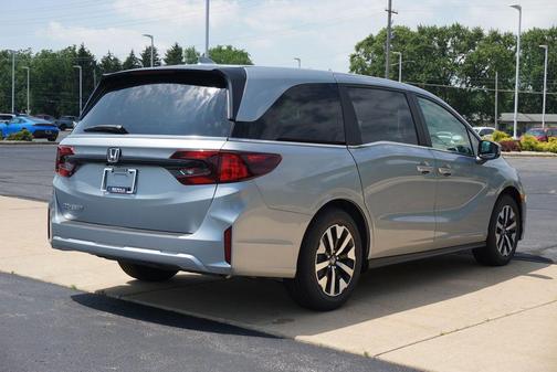 Solar Silver Metallic 2026 Honda Odyssey EX-L
