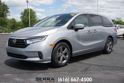 Lunar Silver Metallic 2024 Honda Odyssey EX