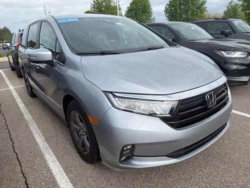 Lunar Silver Metallic 2024 Honda Odyssey EX