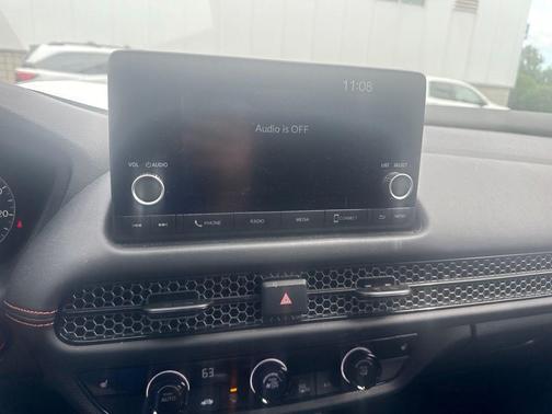 Crystal Black Pearl 2024 Honda HR-V AWD Sport