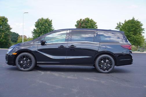 Crystal Black Pearl 2026 Honda Odyssey Sport-L