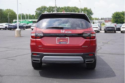 2025 Honda Pilot Touring 8-Passenger