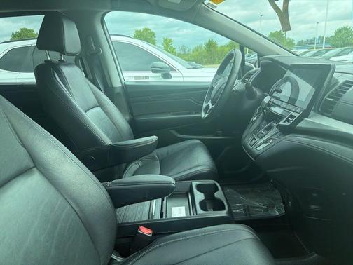 Platinum White Pearl 2023 Honda Odyssey EX-L