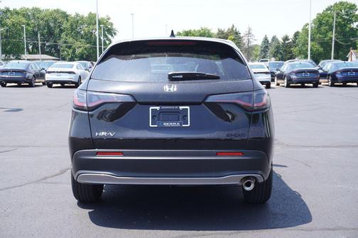 Crystal Black Pearl 2024 Honda HR-V AWD Sport