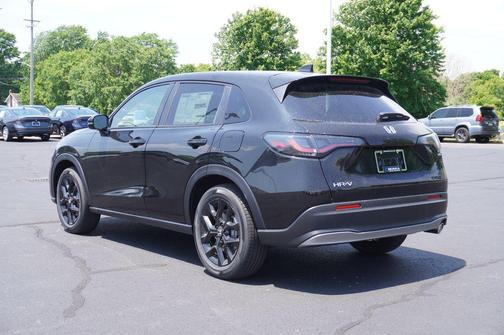Crystal Black Pearl 2024 Honda HR-V AWD Sport