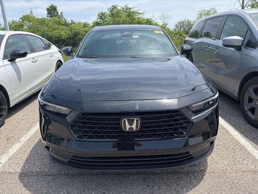 Crystal Black Pearl 2024 Honda Accord Hybrid Sport