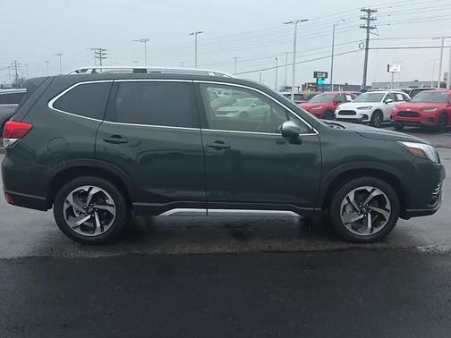 2023 Subaru Forester Touring