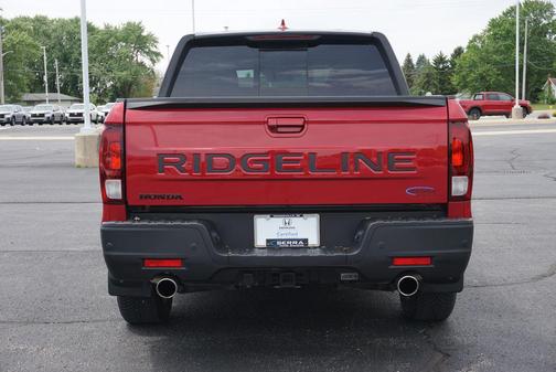 Radiant Red Metallic II 2025 Honda Ridgeline Black