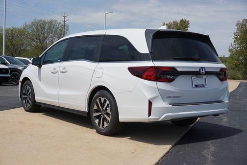 Platinum White 2026 Honda Odyssey EX-L
