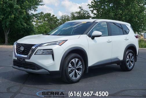 Pearl White Tricoat 2023 Nissan Rogue SV
