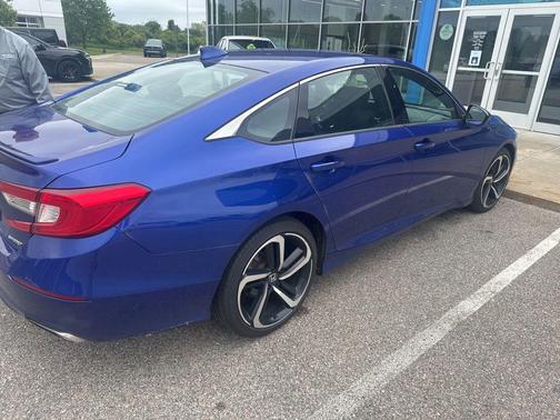 Still Night Pearl 2020 Honda Accord Sport 1.5T