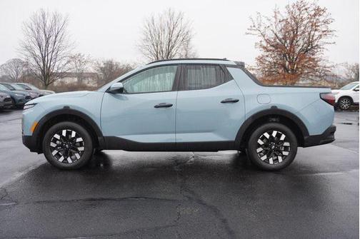 2025 Hyundai SANTA CRUZ SEL Activity