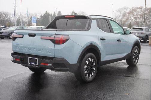 2025 Hyundai SANTA CRUZ SEL Activity