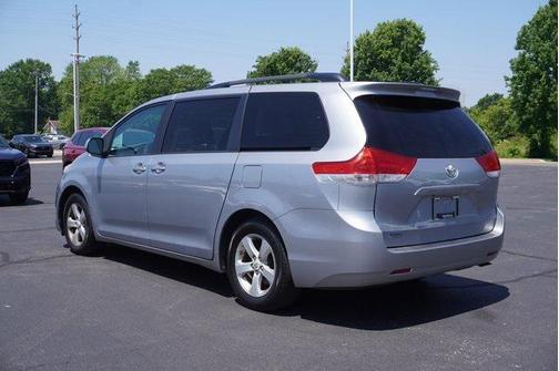 2012 Toyota Sienna LE
