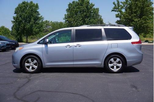 2012 Toyota Sienna LE