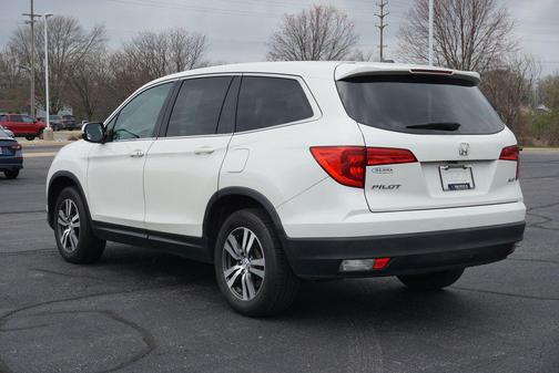 White Diamond Pearl 2016 Honda Pilot EX-L