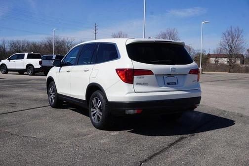 White Diamond Pearl 2016 Honda Pilot EX-L