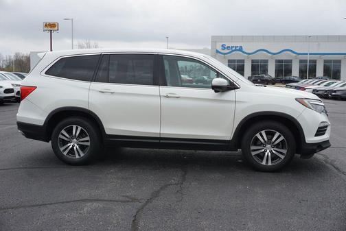 White Diamond Pearl 2016 Honda Pilot EX-L