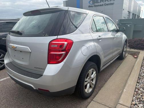 Silver Ice Metallic 2016 Chevrolet Equinox LS