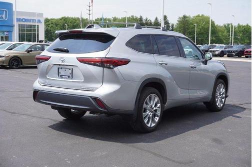 2023 Toyota Highlander Limited