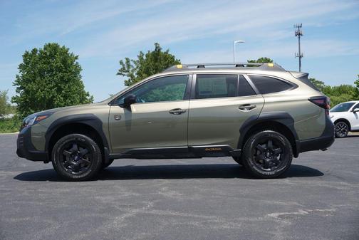 Autumn Green Metallic 2023 Subaru Outback Wilderness