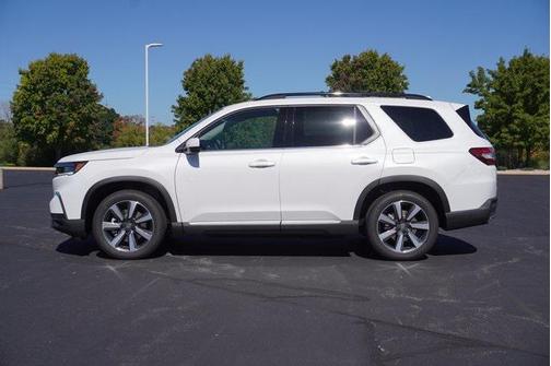 2025 Honda Pilot Touring 8-Passenger