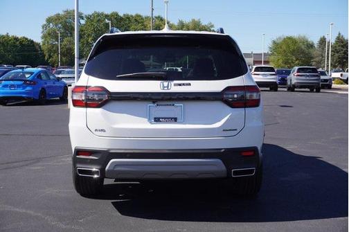 2025 Honda Pilot Touring 8-Passenger