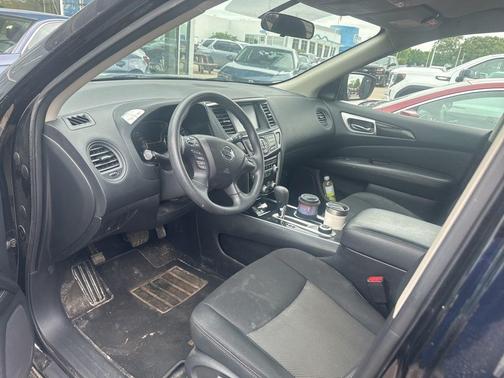 Magnetic Black Pearl 2019 Nissan Pathfinder S