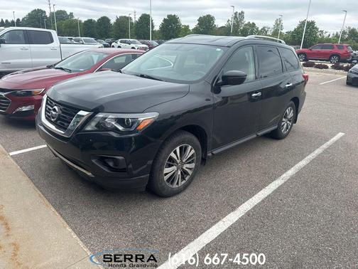 Magnetic Black Pearl 2019 Nissan Pathfinder S