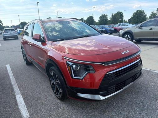 Fire Orange 2023 Kia Niro Touring