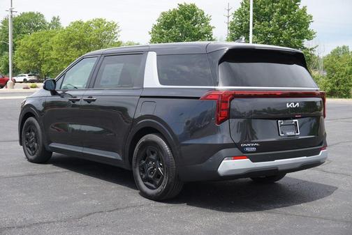 Panthera Metal 2025 Kia Carnival LXS