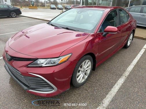 2022 Toyota Camry LE