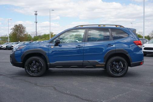 Geyser Blue 2022 Subaru Forester Wilderness