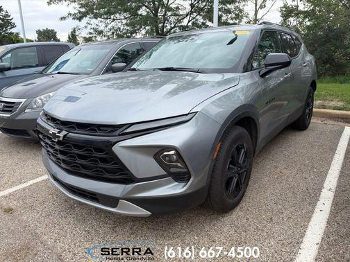 Sterling Gray Metallic 2024 Chevrolet Blazer 2LT