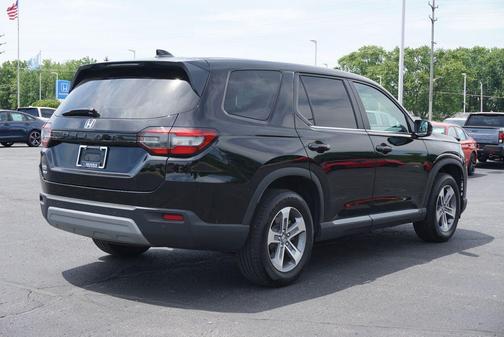 Crystal Black Pearl 2025 Honda Pilot EX-L