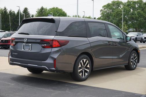 Modern Steel 2026 Honda Odyssey EX-L