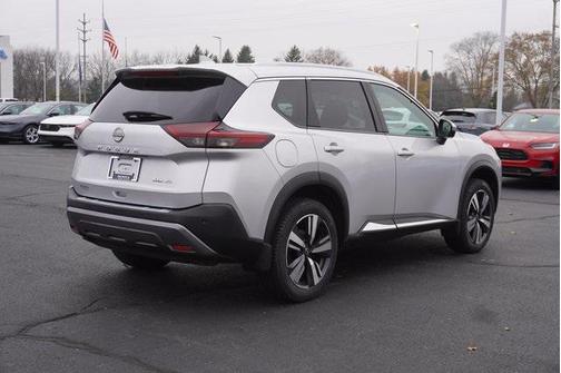 2022 Nissan Rogue SL