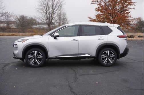 2022 Nissan Rogue SL