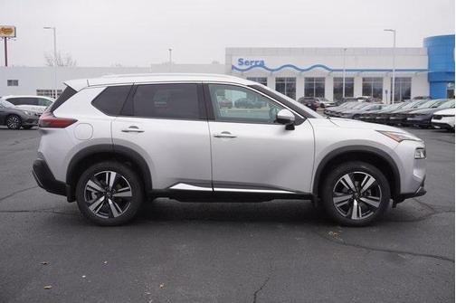 2022 Nissan Rogue SL