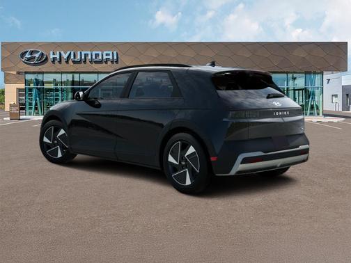 2025 Hyundai IONIQ 5 SEL