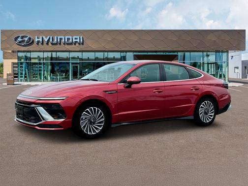 2025 Hyundai SONATA Hybrid SEL