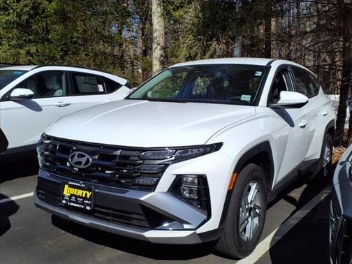 2025 Hyundai TUCSON SE