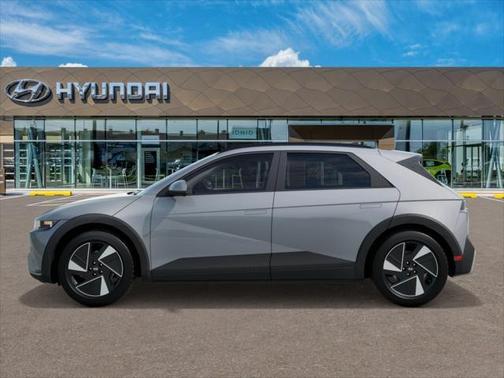 2025 Hyundai IONIQ 5 SEL