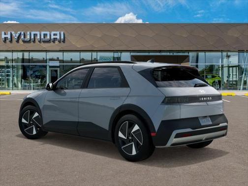 2025 Hyundai IONIQ 5 SEL