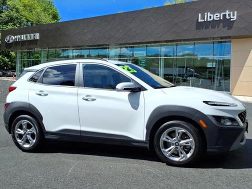 2023 Hyundai KONA SEL