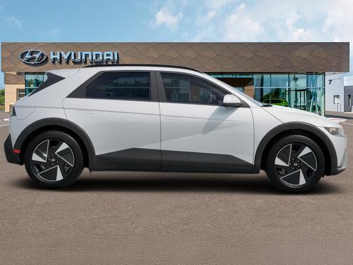 2025 Hyundai IONIQ 5 SEL