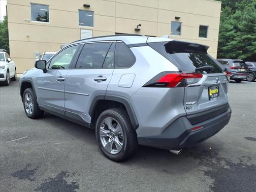 2022 Toyota RAV4 Hybrid LE