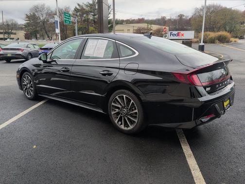 2023 Hyundai SONATA Limited